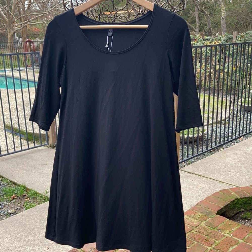 NWT EILEEN FISHER Black Scoop Neck Elbow SleeveJersey TunicSize XS